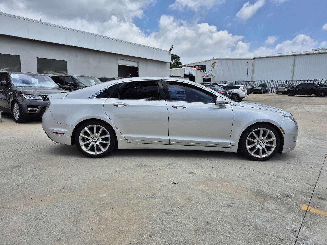 Used 2015 Lincoln MKZ Hybrid w/ Equipment Group 202A Reserve FWD image 5