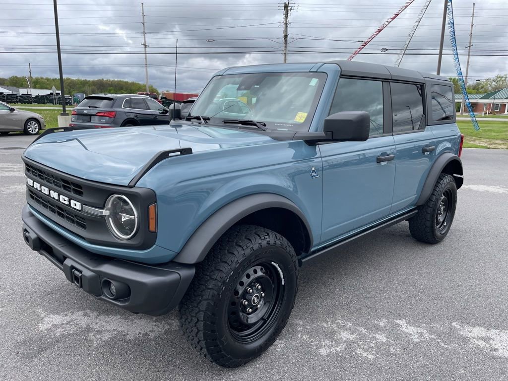 Used 2022 Ford Bronco Black Diamond AWD/4WD image 3