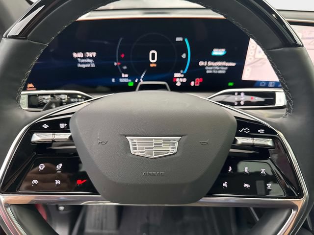 New 2026 Cadillac Vistiq Luxury w/ LPO, Floor Liner Package AWD/4WD image 28