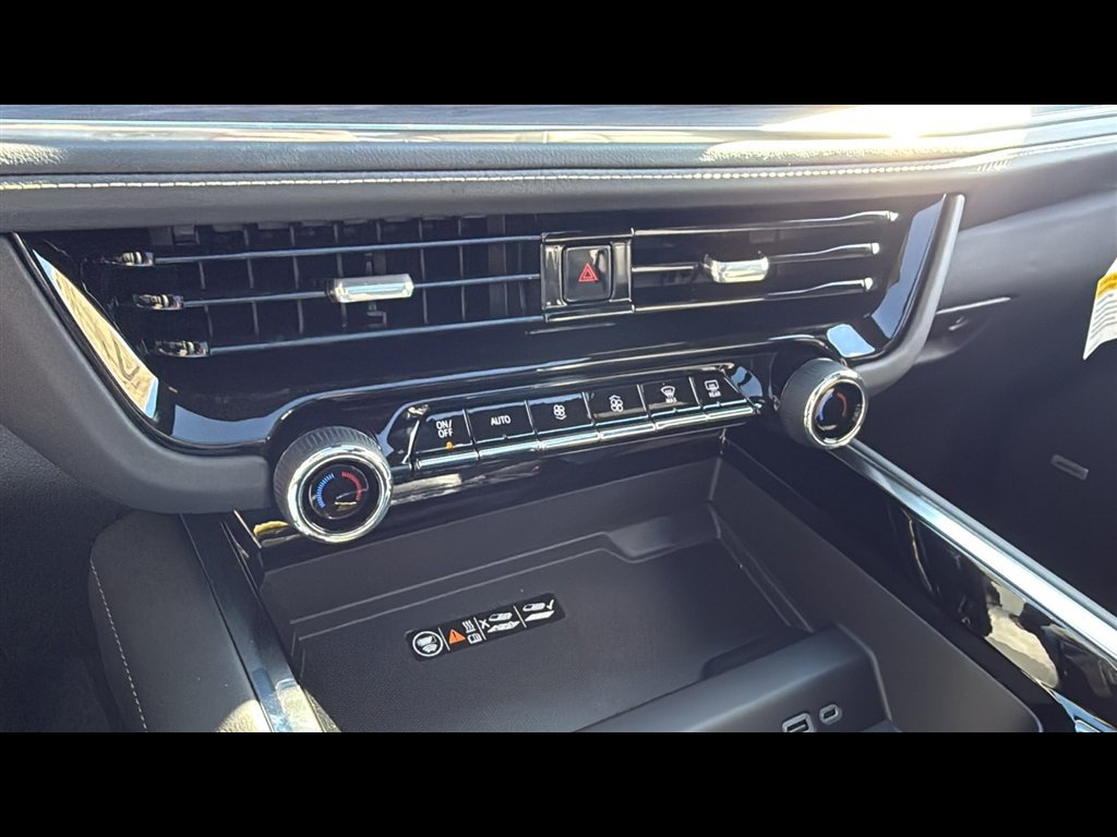 New 2026 Chevrolet Suburban Premier w/ Sun And Tow Package image 19