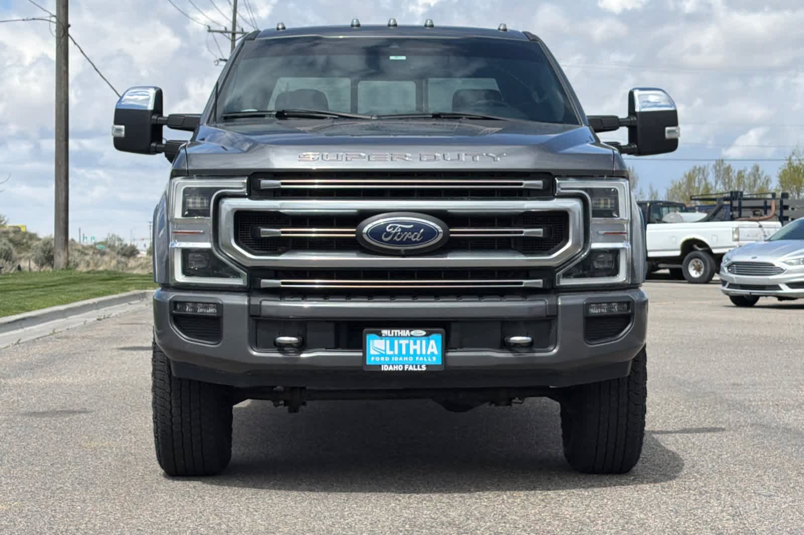 Certified 2022 Ford F350 Platinum w/ Tremor Off-Road Package AWD/4WD image 10