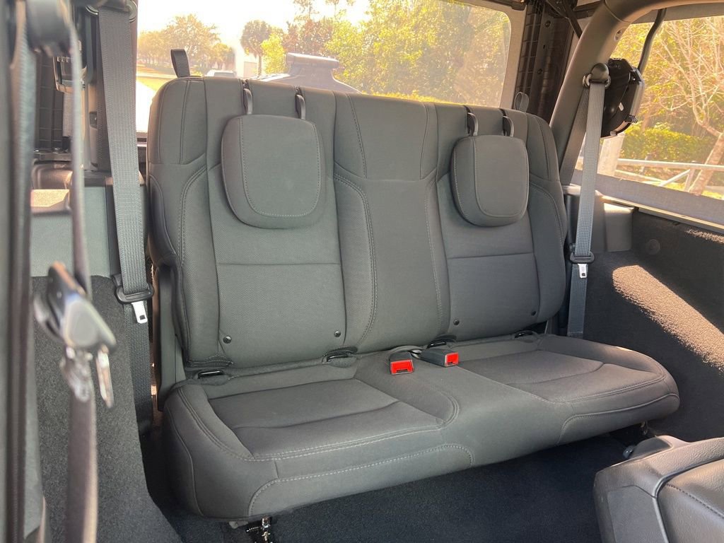 Certified 2021 Jeep Wrangler Sport S image 35