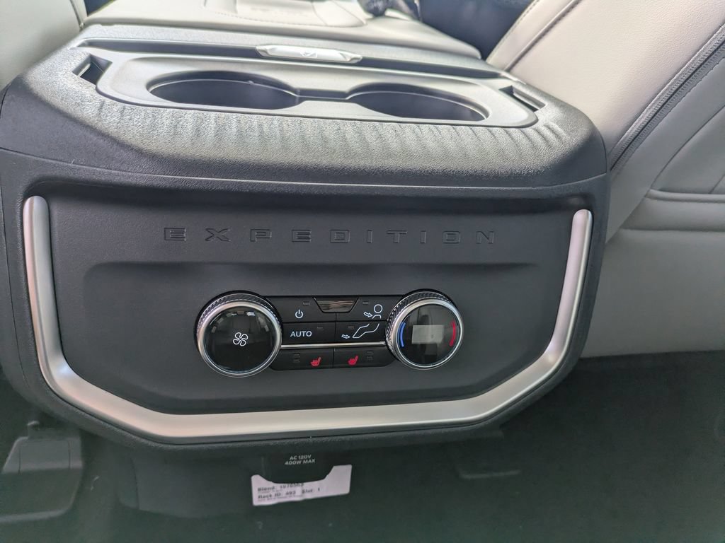 New 2027 Ford Expedition Max Platinum AWD/4WD image 17