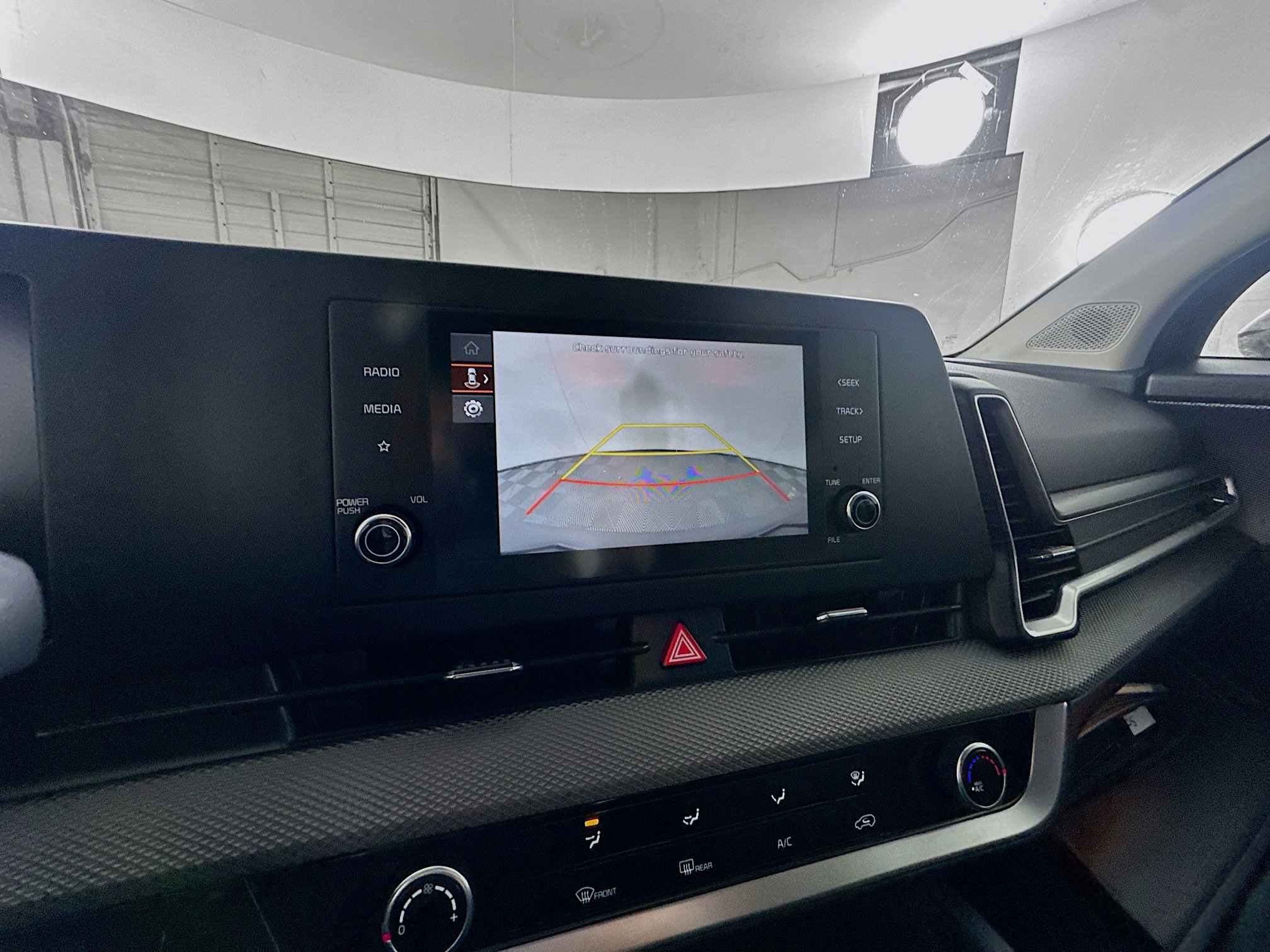 Used 2025 Kia Sportage LX image 22