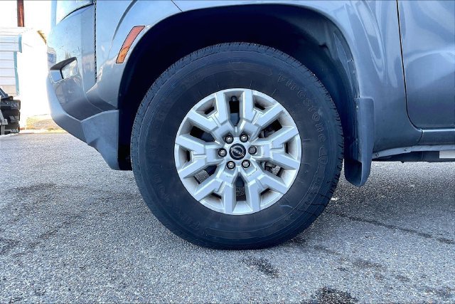 Used 2023 Nissan Frontier SV w/ SV Convenience Package AWD/4WD image 5