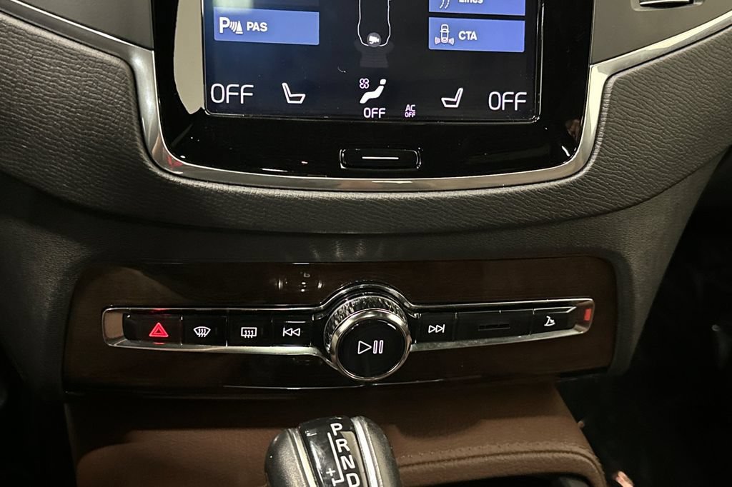 Used 2019 Volvo XC90 T6 Momentum w/ Protection Package Premier AWD/4WD image 25
