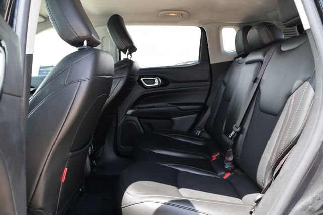 Used 2022 Jeep Compass Trailhawk AWD/4WD image 8