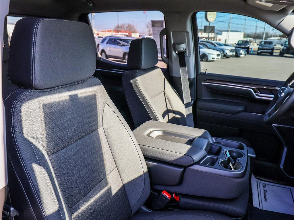 New 2026 Chevrolet Silverado 1500 LT w/ LPO, Dark Essentials Package image 18