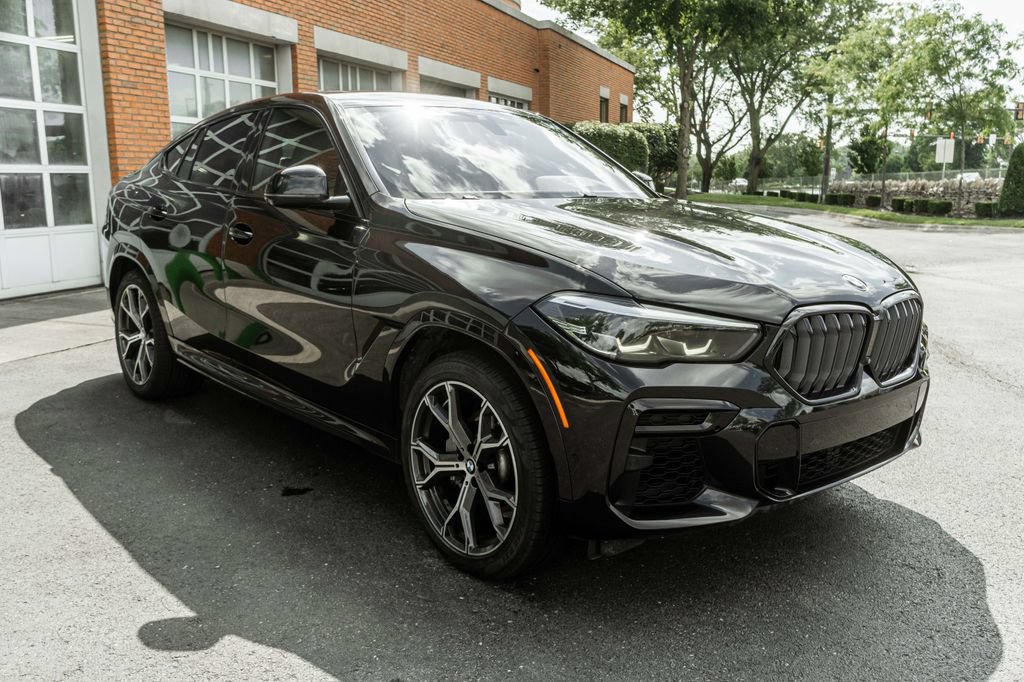Used 2022 BMW X6 xDrive40i AWD/4WD image 5