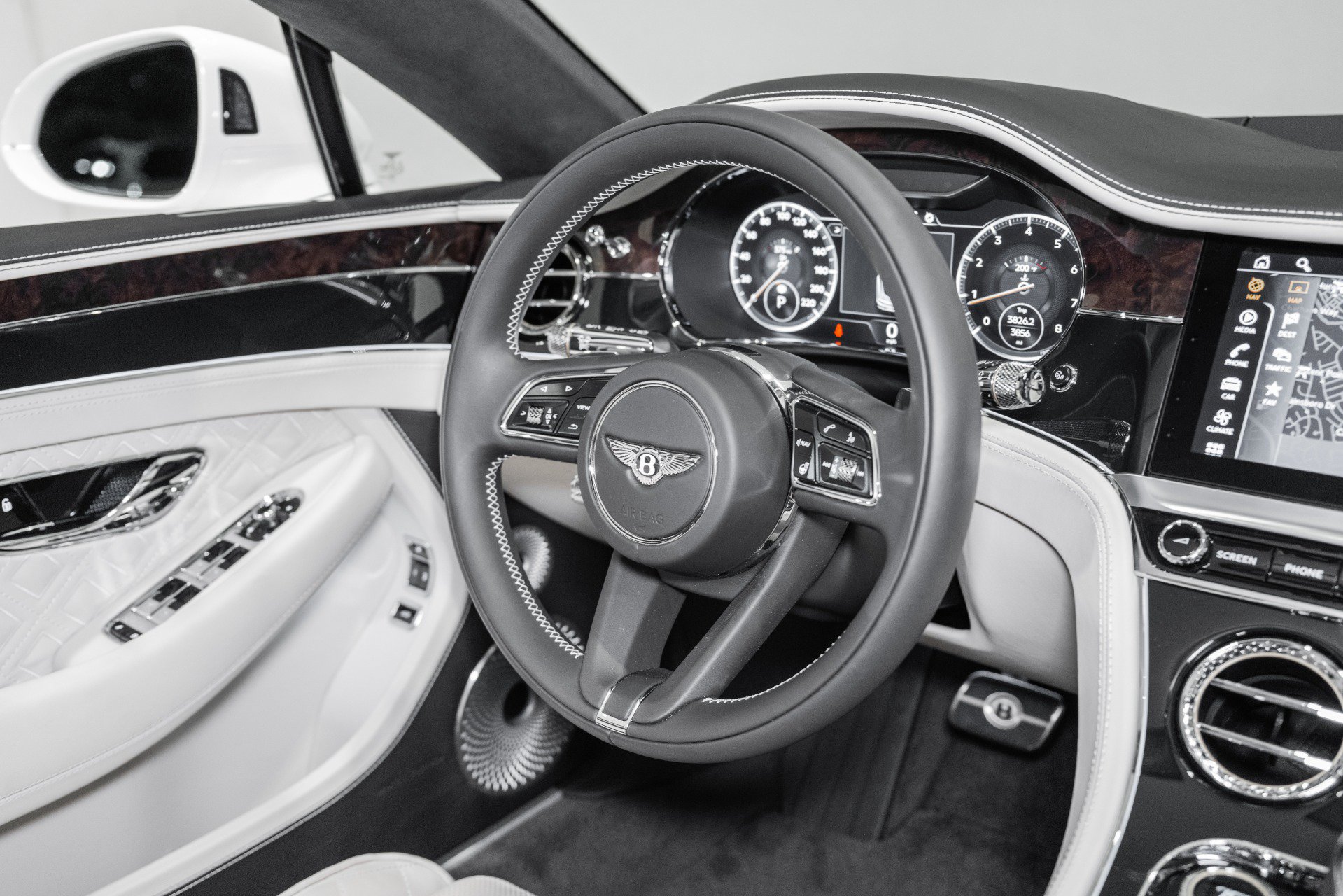 Certified 2023 Bentley Continental GT V8 AWD/4WD image 23