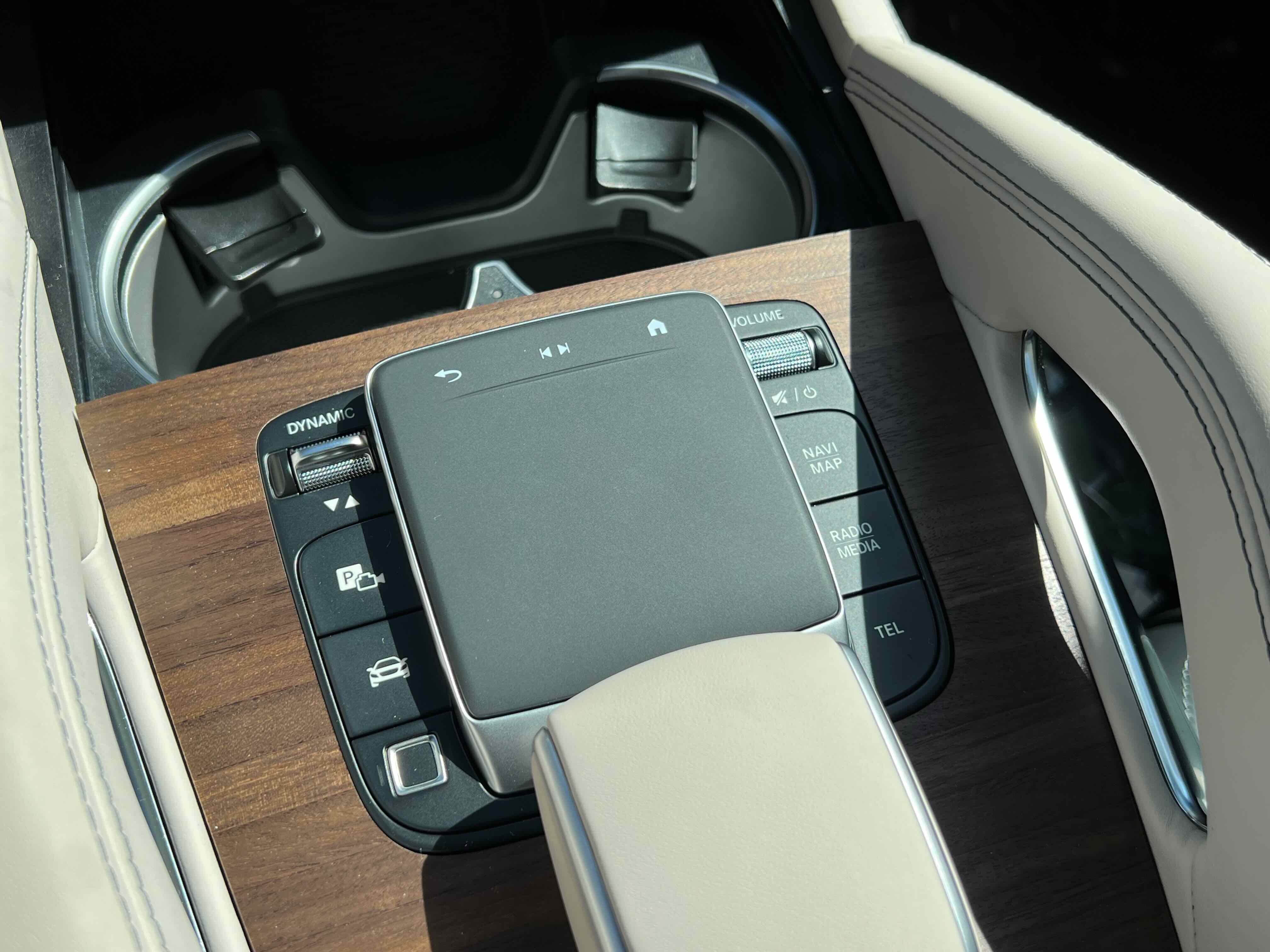 New 2026 Mercedes-Benz GLS 63 AMG 4MATIC image 31