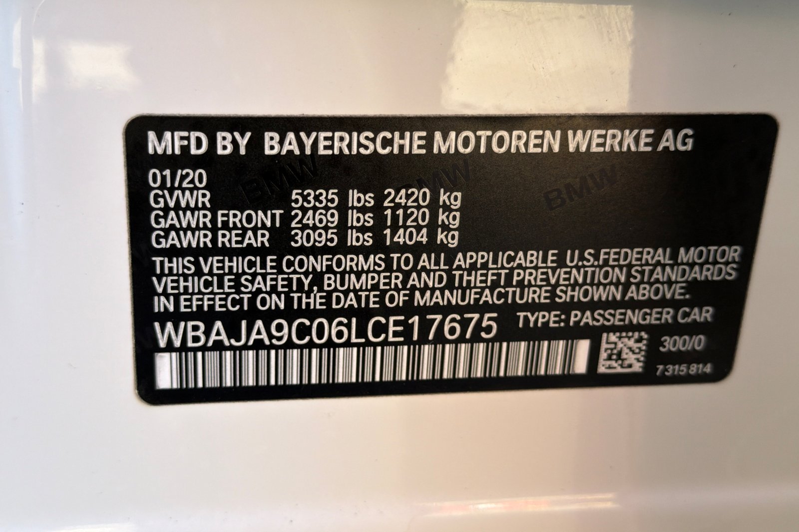 Used 2020 BMW 530e w/ Premium Package RWD image 29
