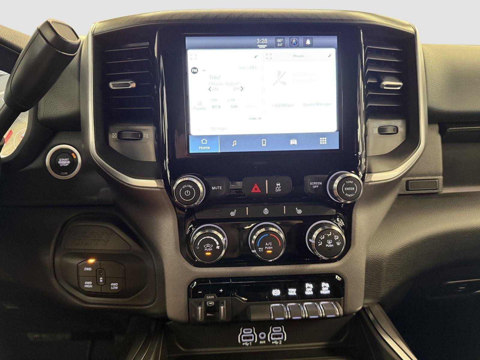 New 2026 RAM 2500 Big Horn AWD/4WD image 17
