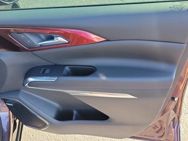 Used 2024 Chevrolet Traverse RS image 7