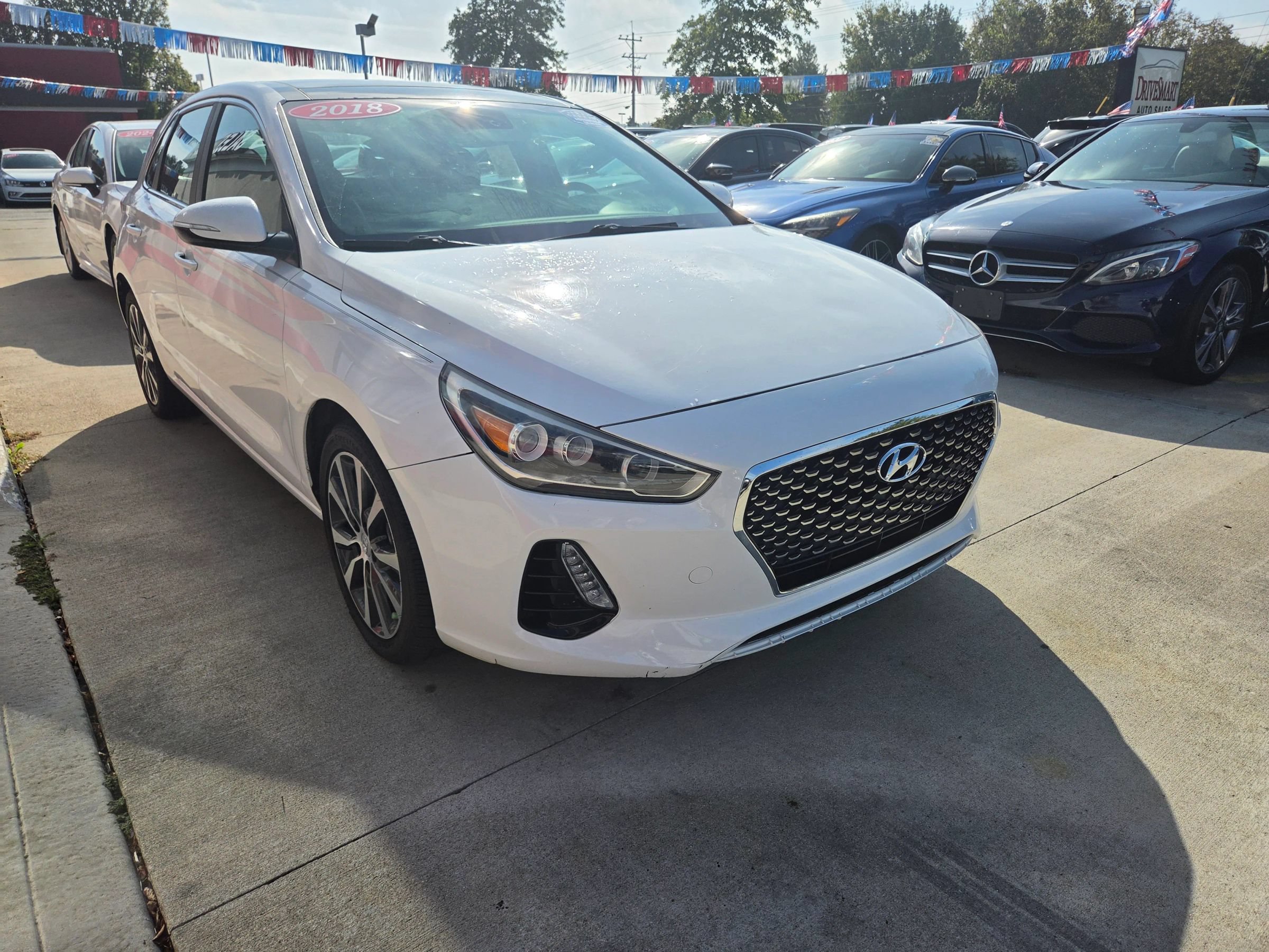 Used 2018 Hyundai Elantra GT w/ Tech Package 03 FWD image 8