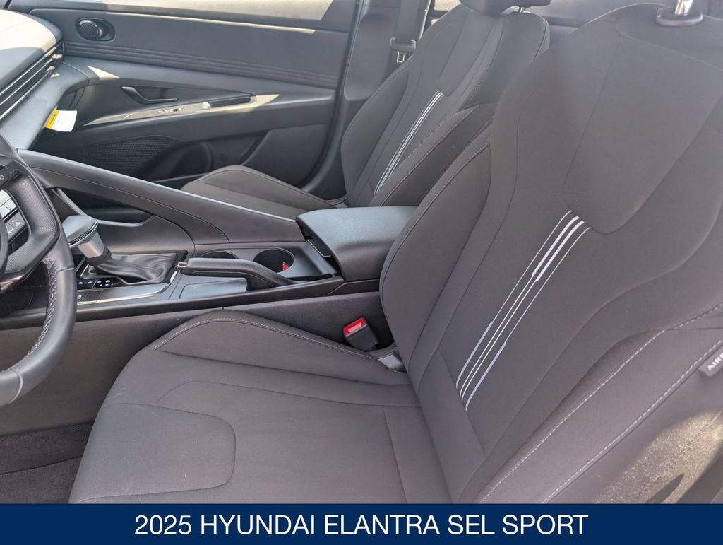 Certified 2025 Hyundai Elantra Sport FWD image 14