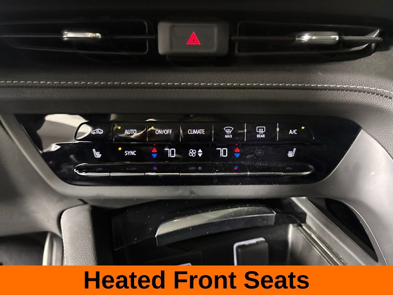 Used 2023 Buick Envision Essence w/ Sport Touring Package AWD/4WD image 11