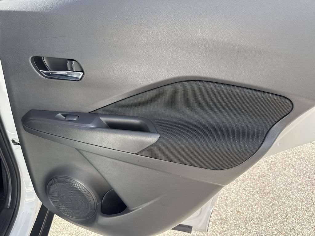 Used 2022 Nissan Kicks SV FWD image 16