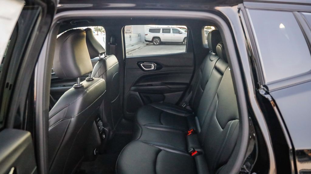 New 2026 Jeep Compass Limited image 19
