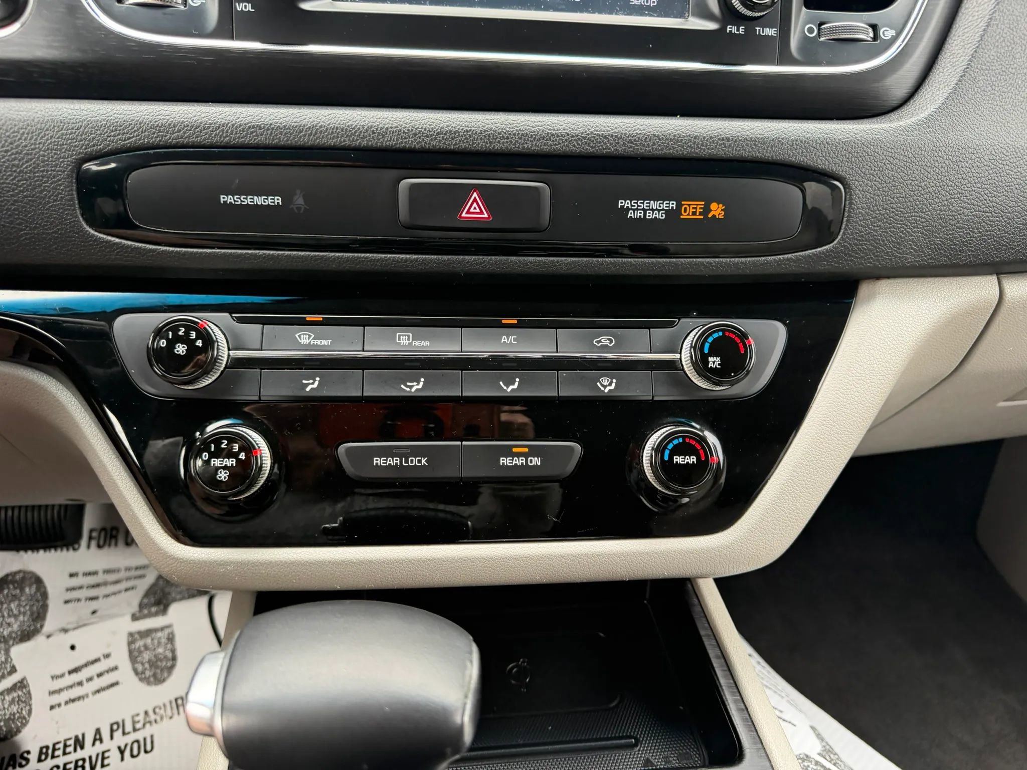 Used 2019 Kia Sedona EX image 20