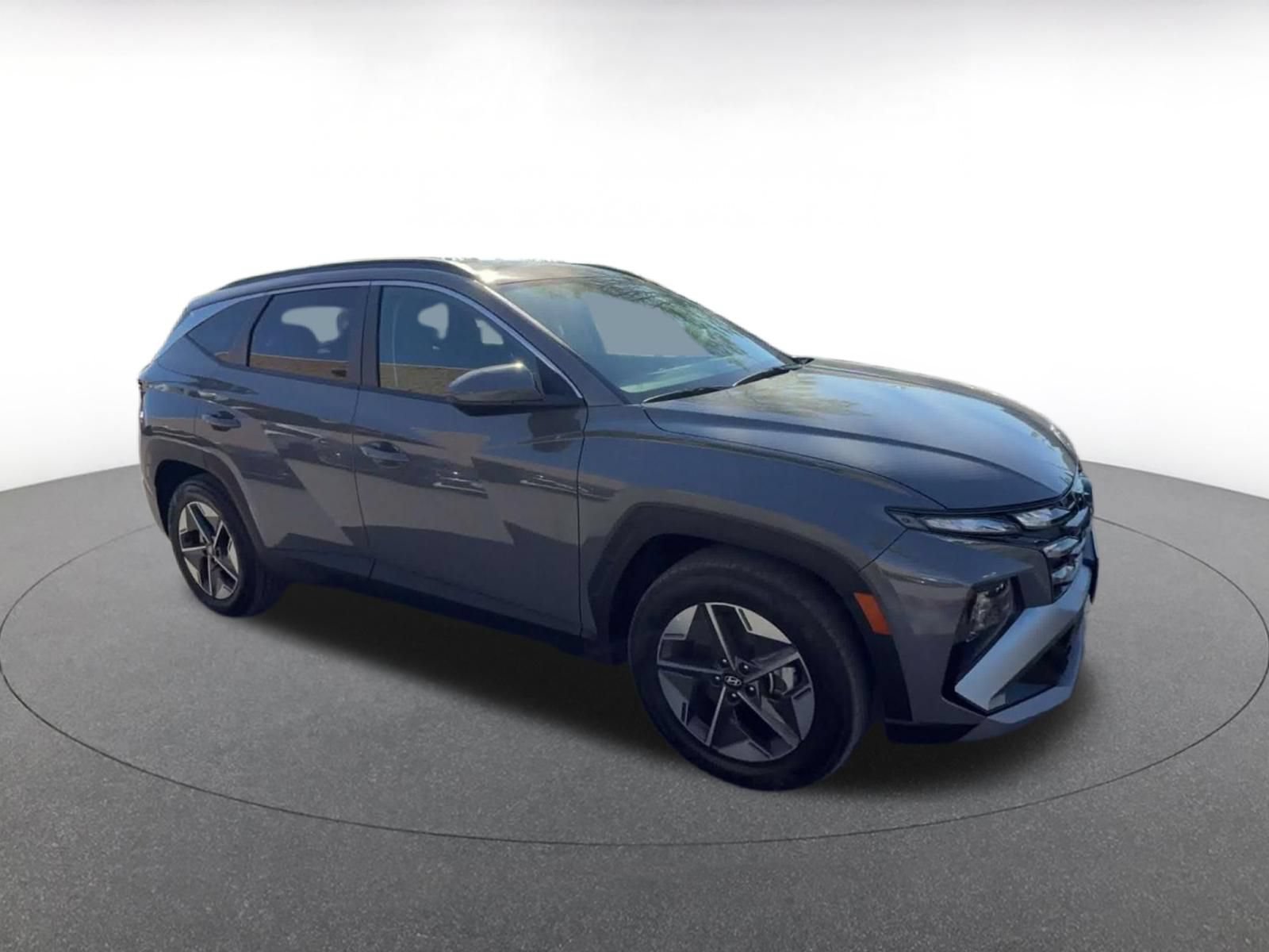 Used 2026 Hyundai Tucson SEL Plus FWD image 2