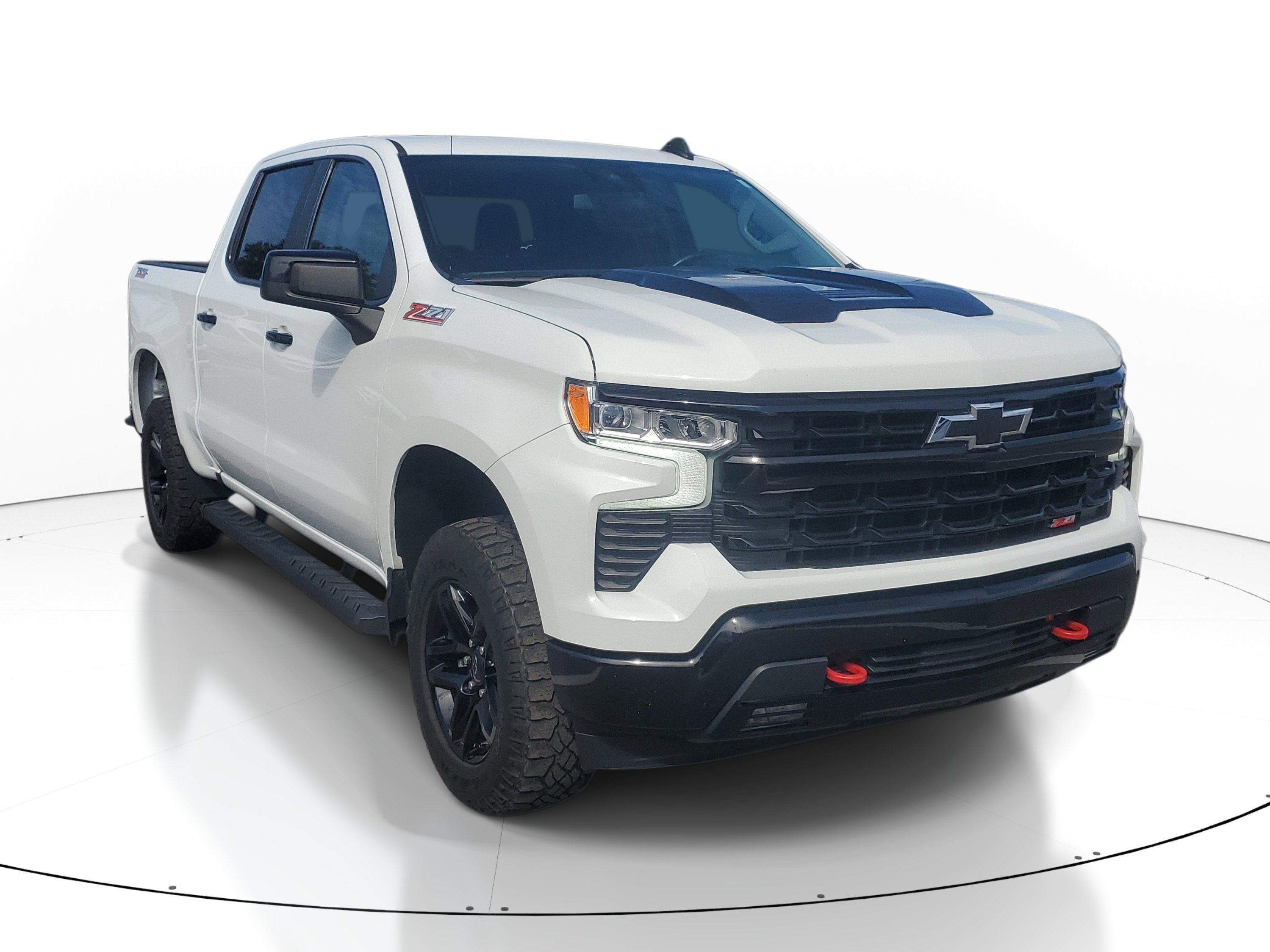 Used 2023 Chevrolet Silverado 1500 LT Trail Boss AWD/4WD image 2