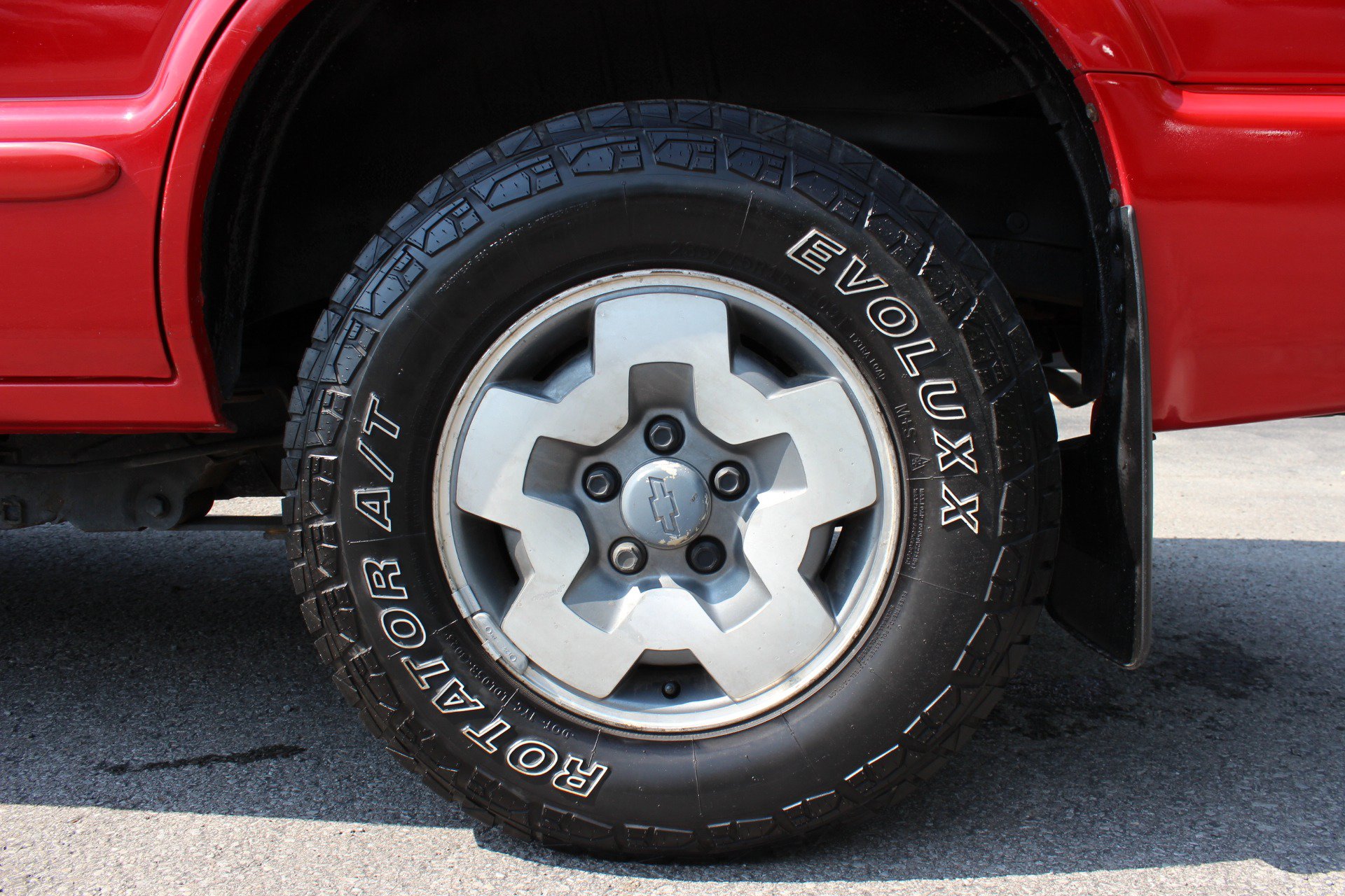 Used 2004 Chevrolet Blazer LS w/ Preferred Equipment Group AWD/4WD image 42