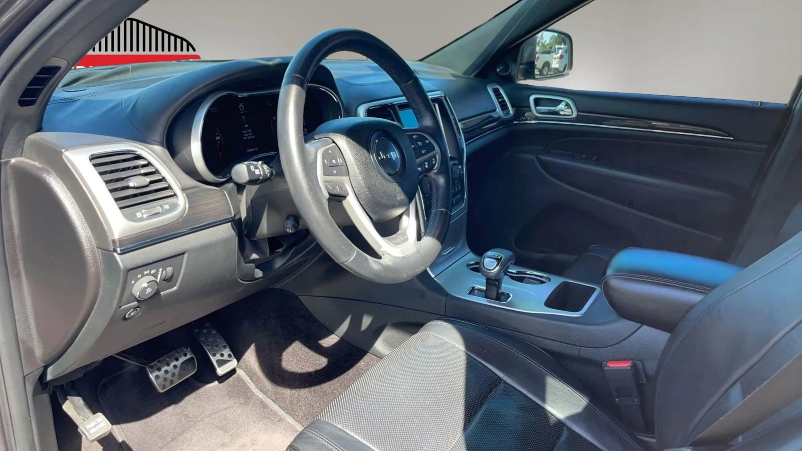 Used 2015 Jeep Grand Cherokee High Altitude RWD image 34