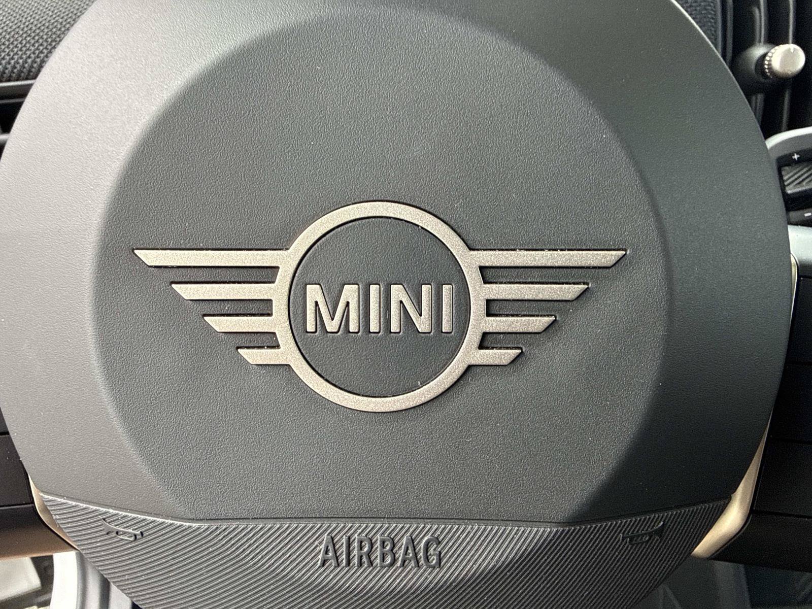Certified 2025 MINI Cooper S FWD image 35