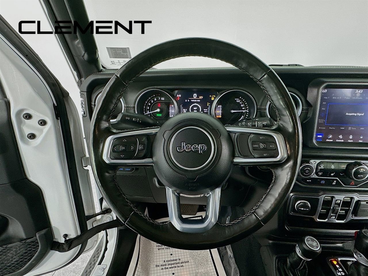 Used 2023 Jeep Wrangler Unlimited Sahara w/ Cold Weather Group image 15