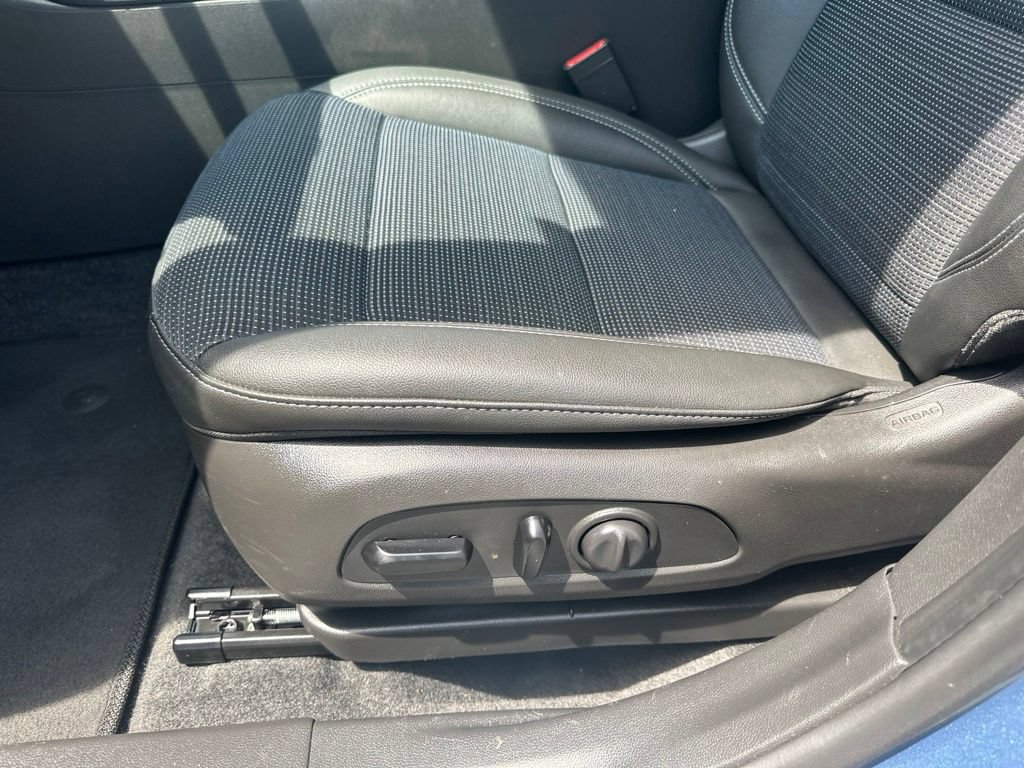 Used 2025 Buick Envista Preferred w/ Convenience I Package FWD image 13