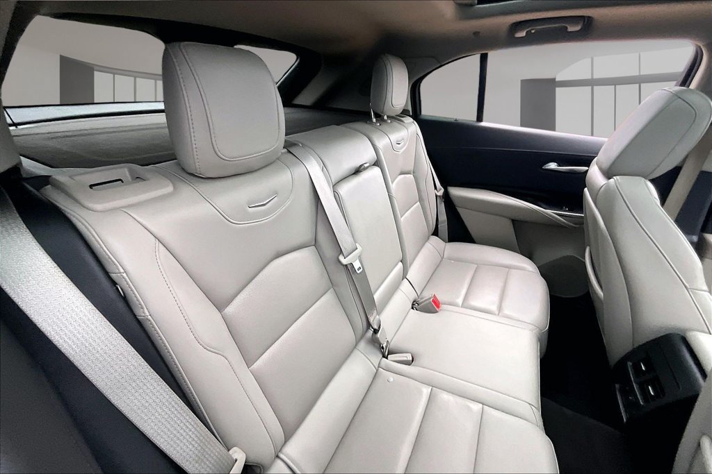 Used 2023 Cadillac XT4 Premium Luxury w/ Enhanced Visibility Package FWD image 29