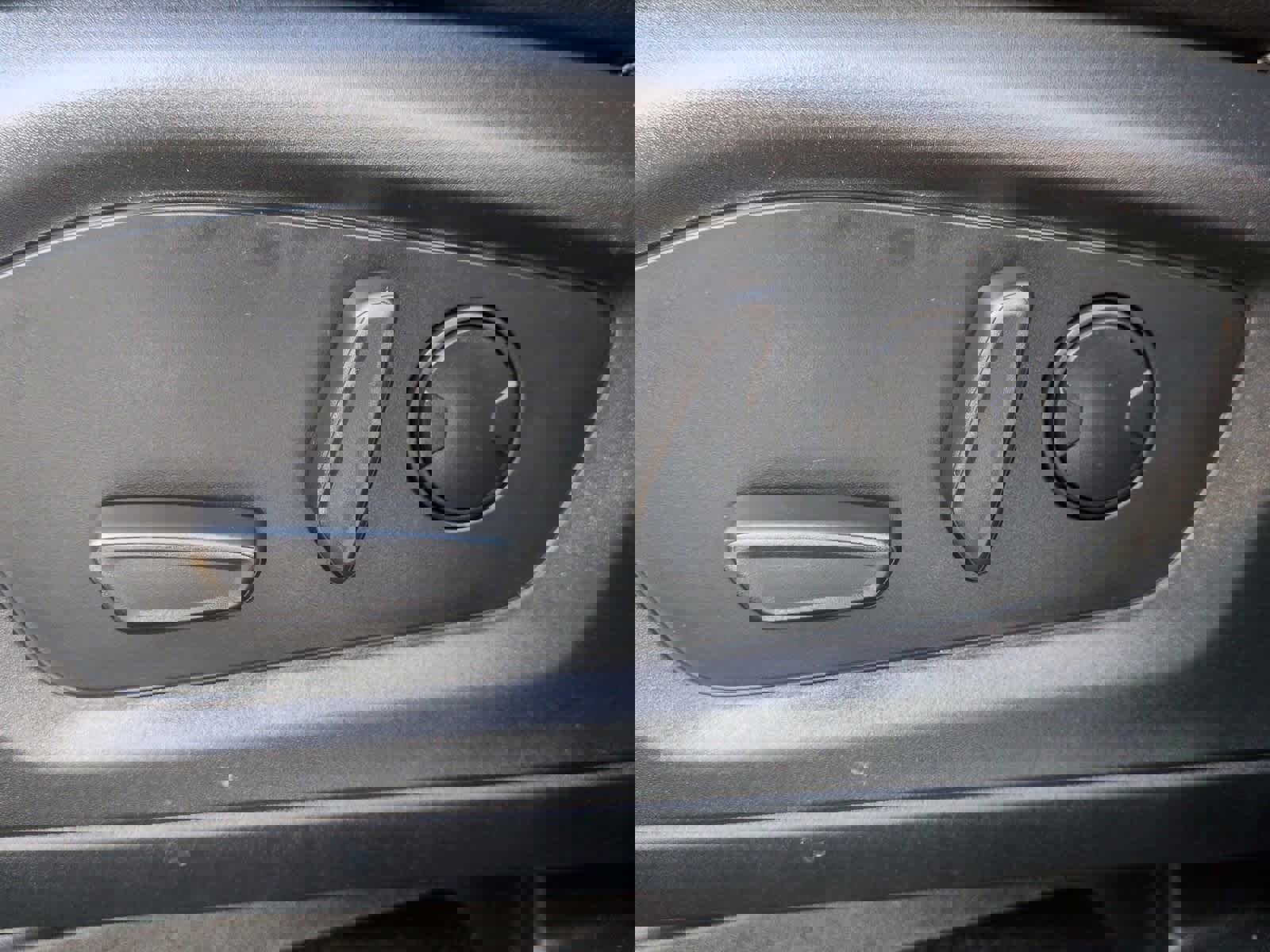 Certified 2023 Ford Explorer ST w/ Equipment Group 401A image 18