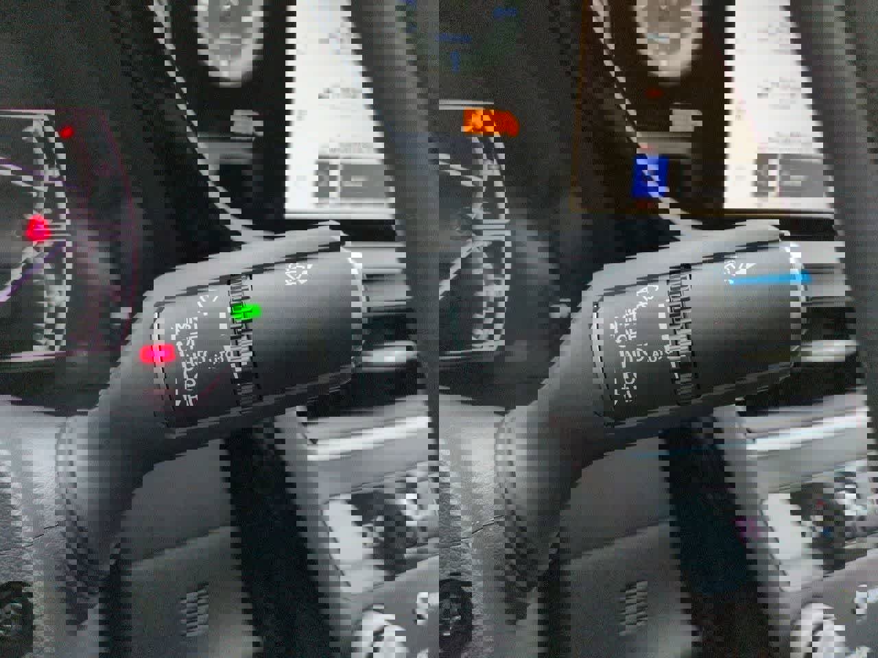 Used 2024 Lexus ES 300h Ultra Luxury image 27