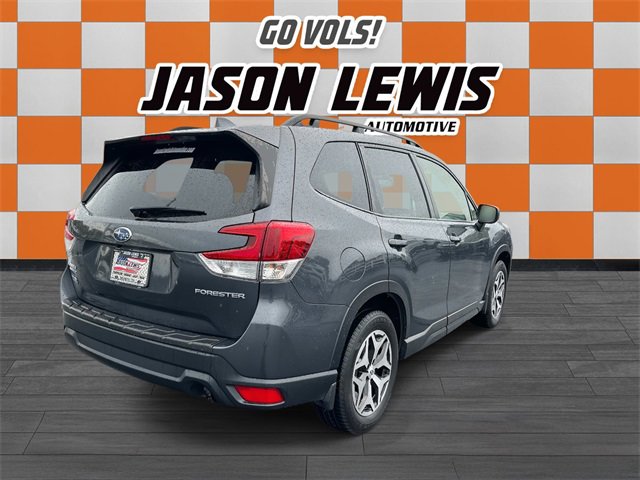 Used 2023 Subaru Forester Premium image 4