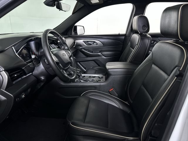Used 2023 Chevrolet Traverse Premier w/ Redline Edition FWD image 20