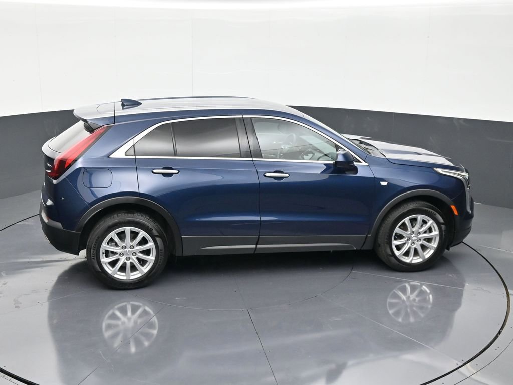 Certified 2021 Cadillac XT4 Luxury w/ Driver Awareness Package image 17
