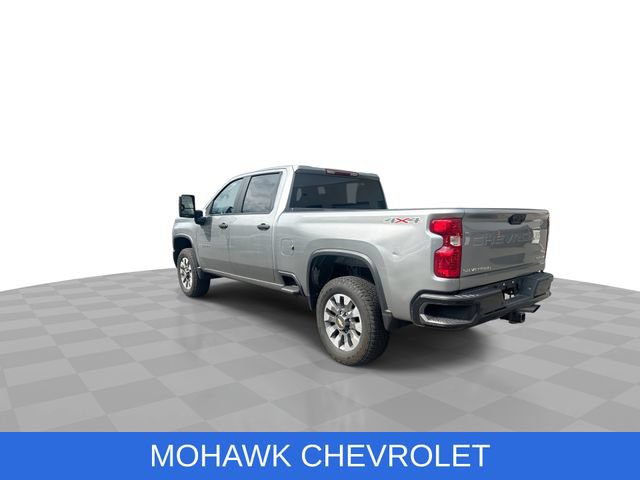 Used 2025 Chevrolet Silverado 2500 Custom w/ Custom Value Package AWD/4WD image 6