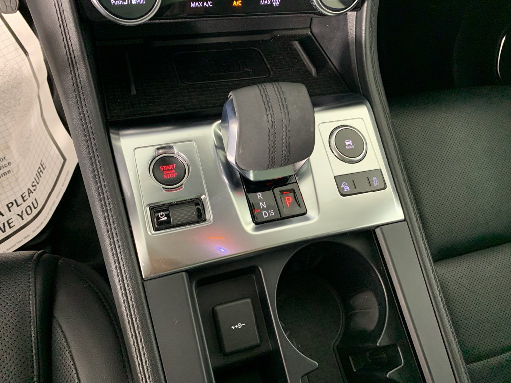 Used 2022 Jaguar F-PACE S image 25