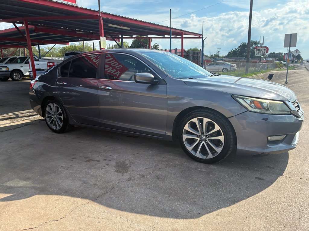 Used 2013 Honda Accord Sport image 8