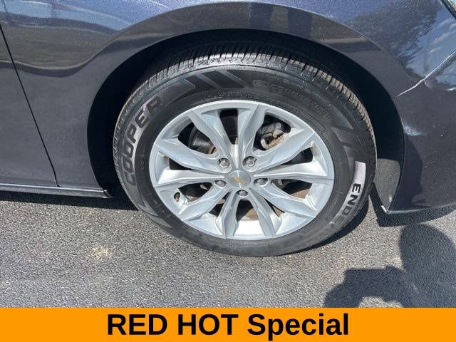 Used 2023 Chevrolet Malibu LT image 43