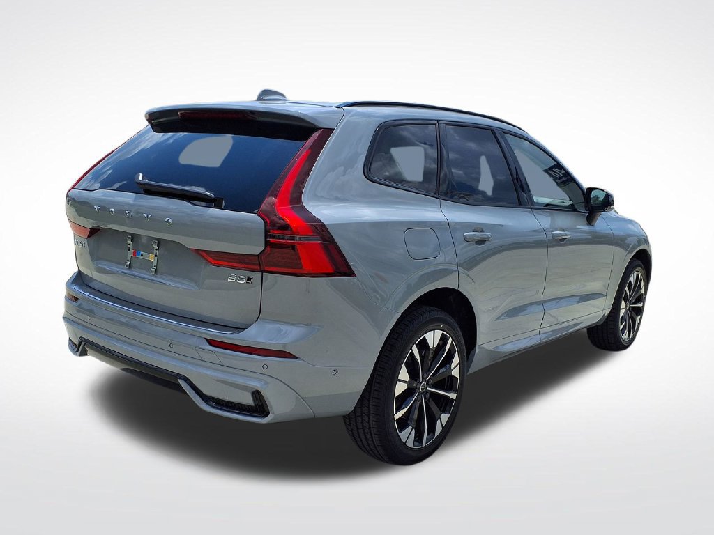 New 2026 Volvo XC60 B5 Plus w/ Protection Package Premier AWD/4WD image 8