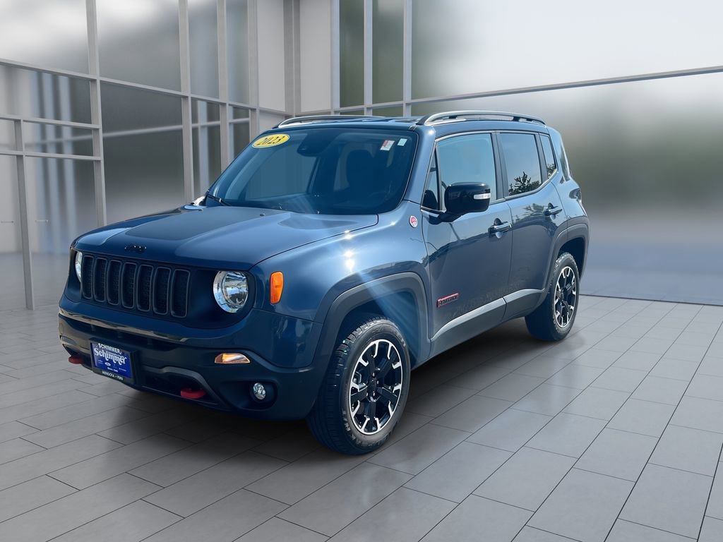 Used 2023 Jeep Renegade Trailhawk AWD/4WD image 4