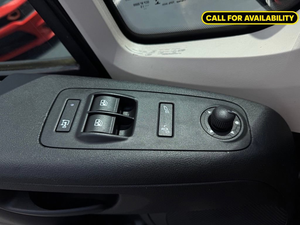Used 2015 RAM ProMaster 2500 w/ Premium Appearance Group FWD image 16