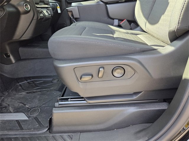 New 2026 Chevrolet Silverado 2500 Custom w/ Custom Value Package image 16