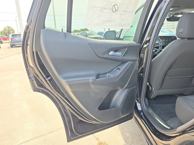 New 2026 Chevrolet Equinox LT w/ Safety and Technology Package FWD image 10