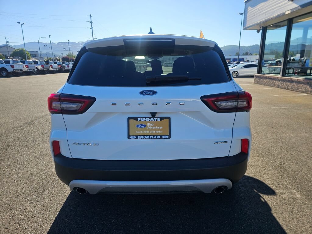 Used 2024 Ford Escape Active AWD/4WD image 8