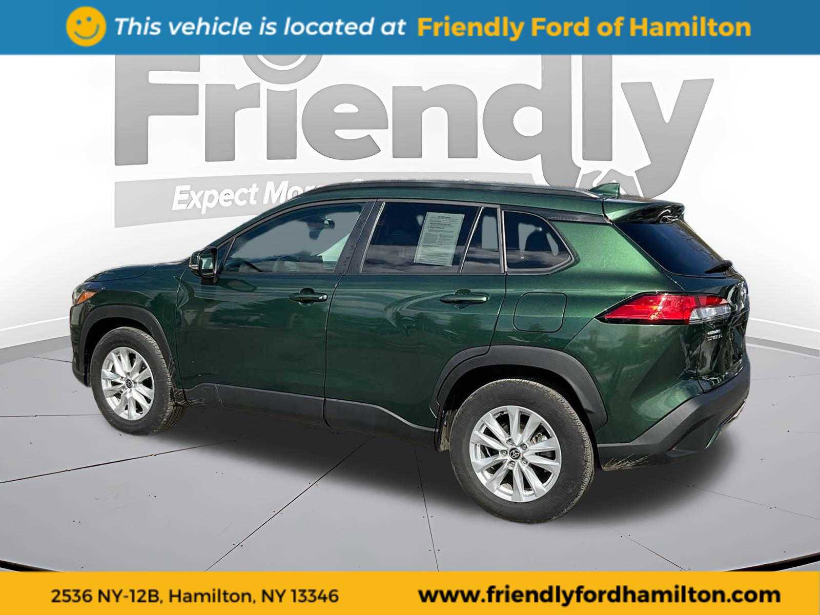 Used 2023 Toyota Corolla Cross LE w/ Moonroof Package image 7