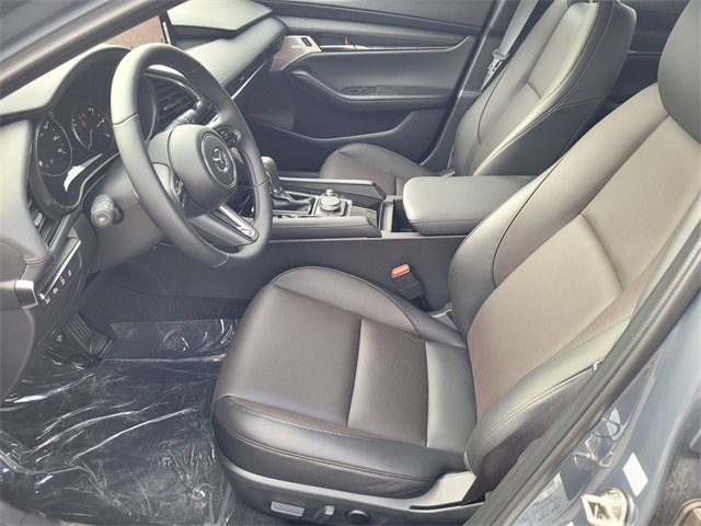 New 2025 MAZDA MAZDA3 Hatchback w/Premium Plus Pkg image 8