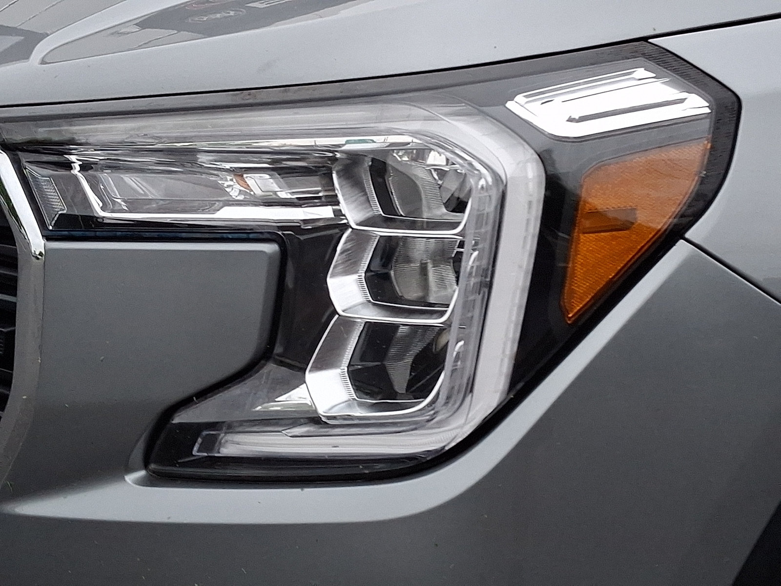Certified 2024 GMC Terrain SLE FWD image 10